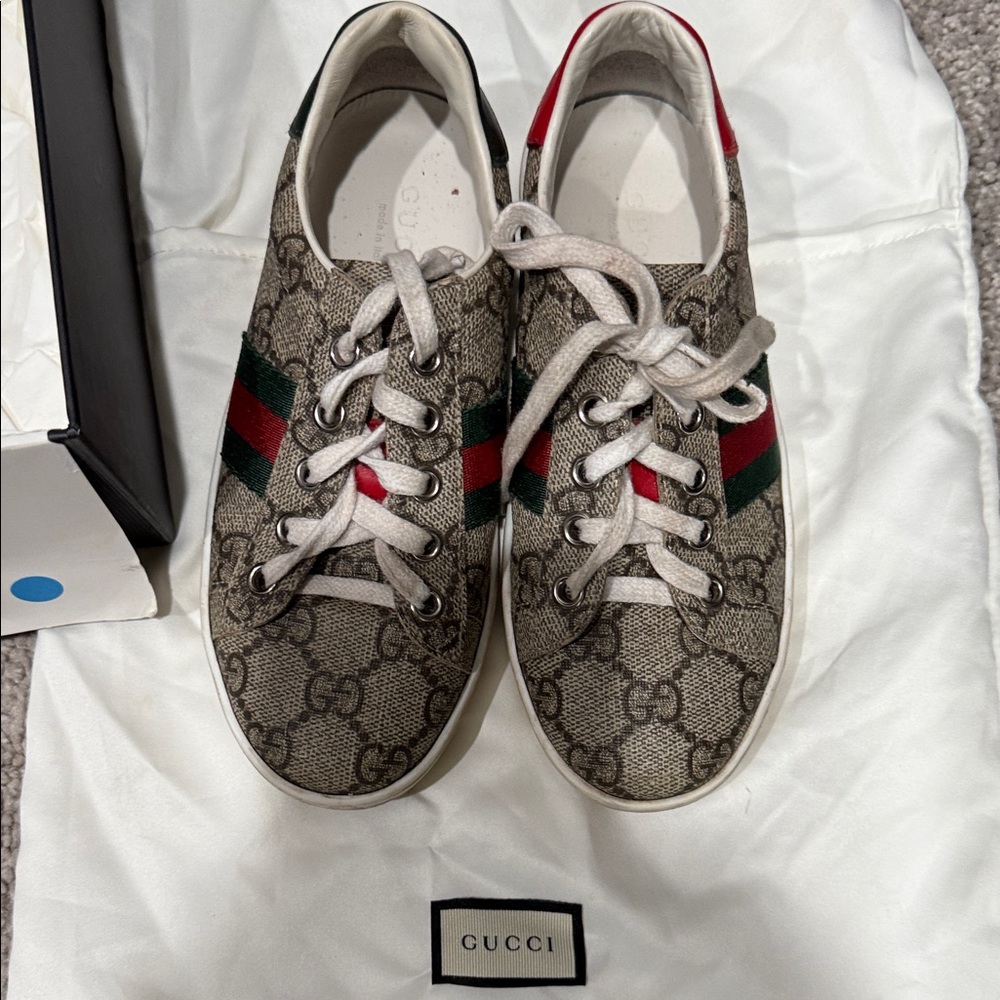 Gucci Beige GG Supreme Lace-Up Sneakers